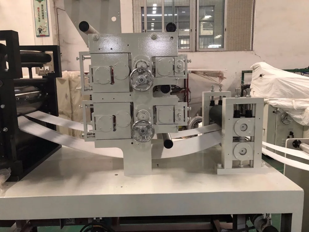 Tissue Paper Dispenser Napkin Folding Printing Machine 15 Set/sets Per Month Production Capacity 40-140 Cm Electric