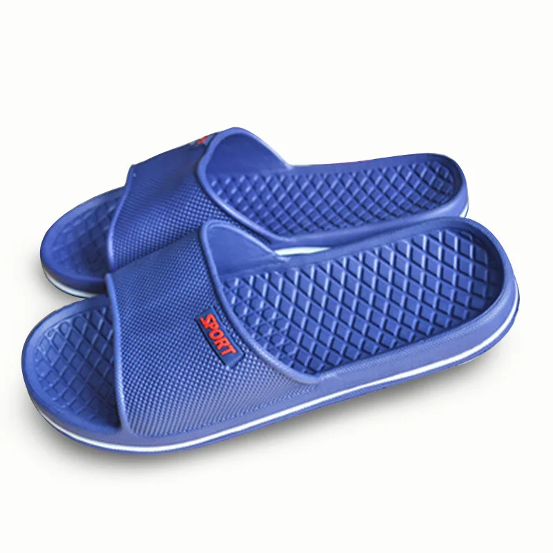 The new four seasons home slippers for men and women paint home shoes non-slip thick bottom couple slippers