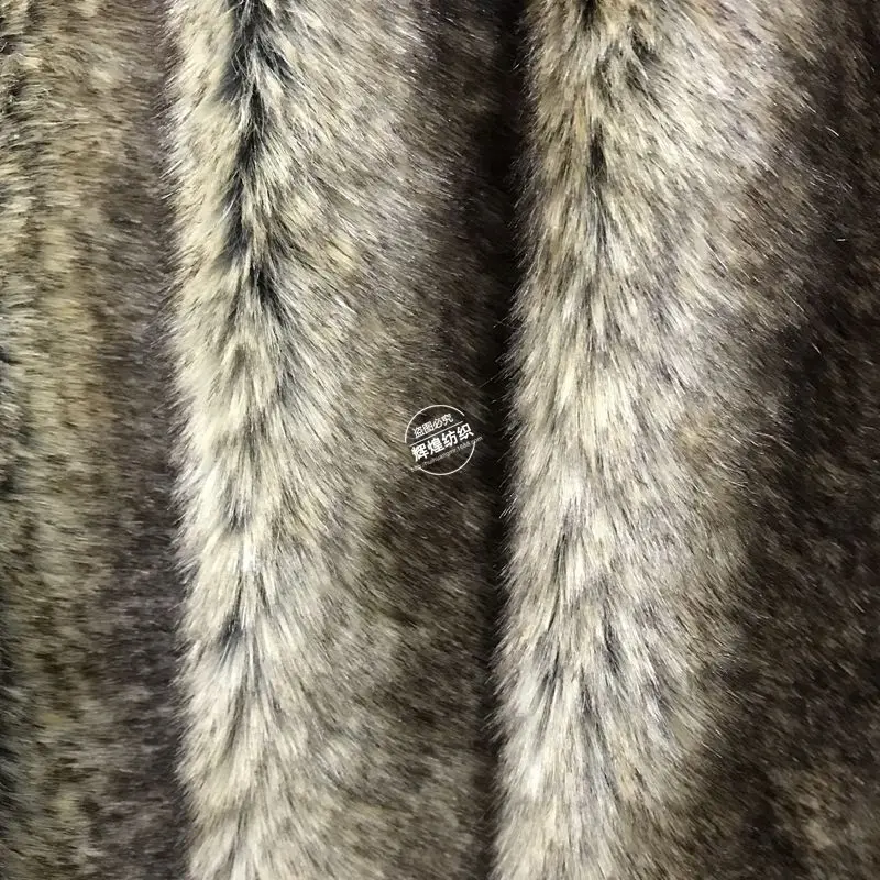 Custom Acrylic Tip Dyed Long Pile Thick Plush Faux Fur Fabric for Garment