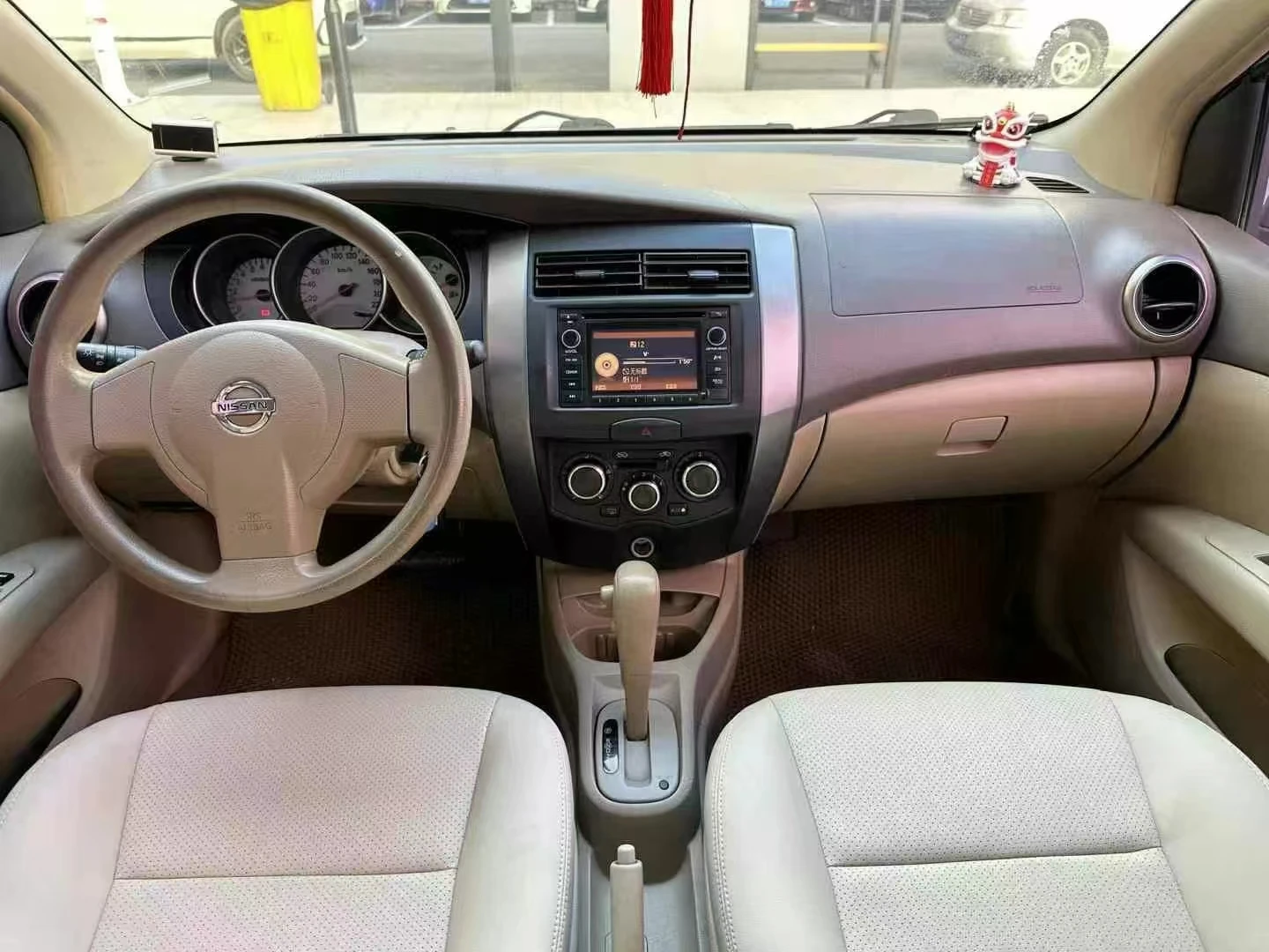 2010 NISSAN LIVINA 1.6L Automatic for family for city for work Sunroof good condition good engine used cars