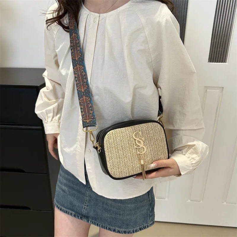 New Arrival Summer Braided Straw Crossbody Bag Rattan Woven Beach Travel Shoulder Bag