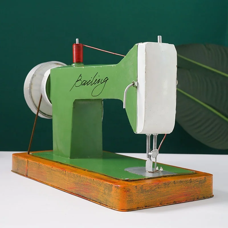 CY058 Vintage Metal Sewing Machine Ornaments Figurine Retro Crafts Old Furniture Sewing Machine Miniature Home Decor Gifts