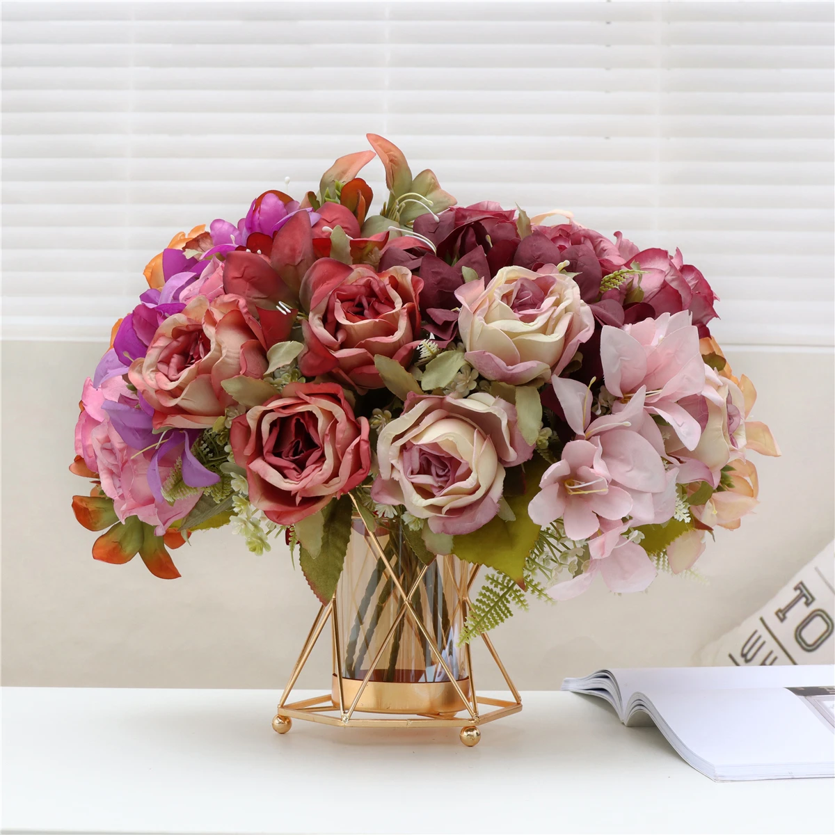 Cheap High Simulation Artificial Flowers Rose Lily Bouquet Artificial Flower Tabletop Wedding Decoration