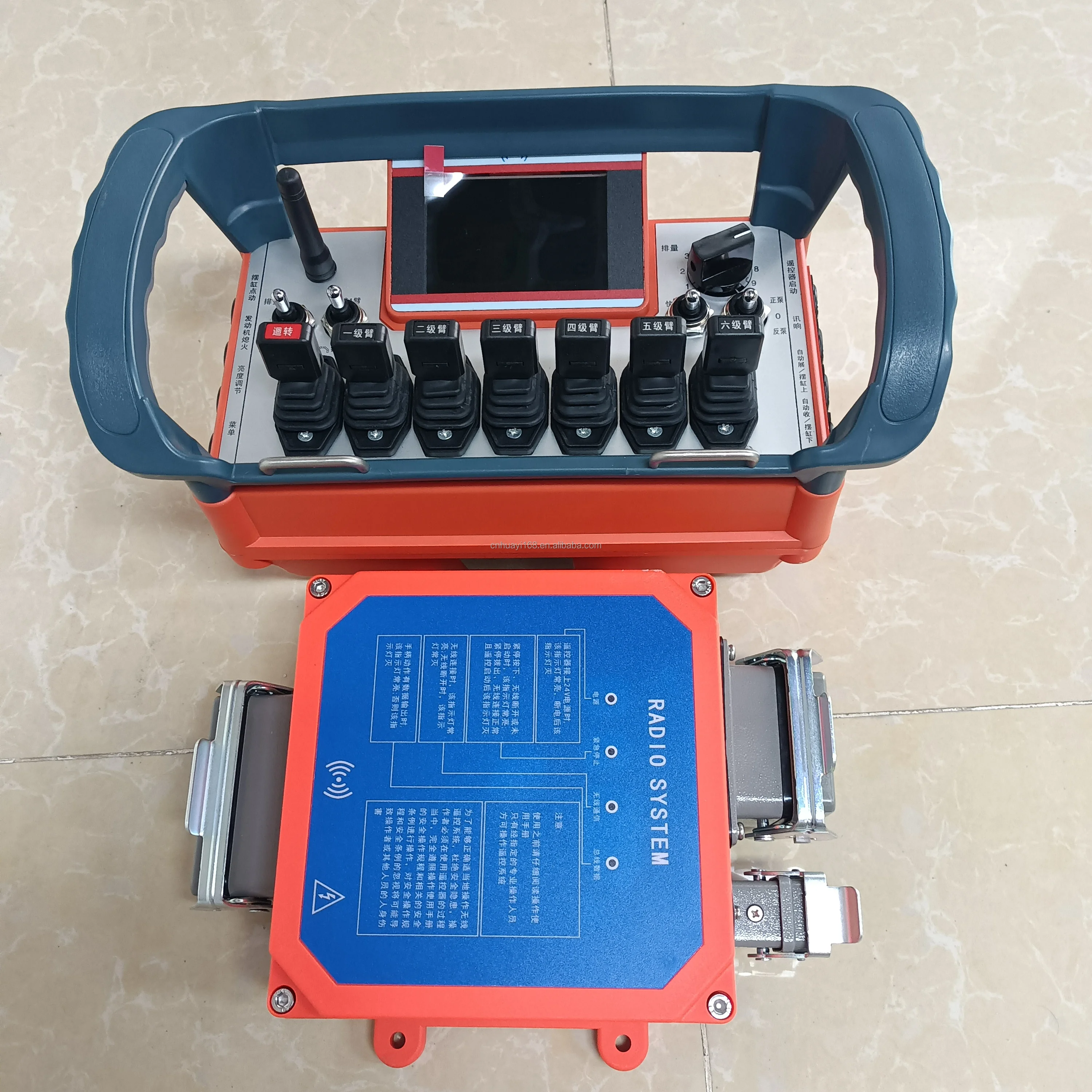 Factory direct sales construction machinery concrete pump truck remote control