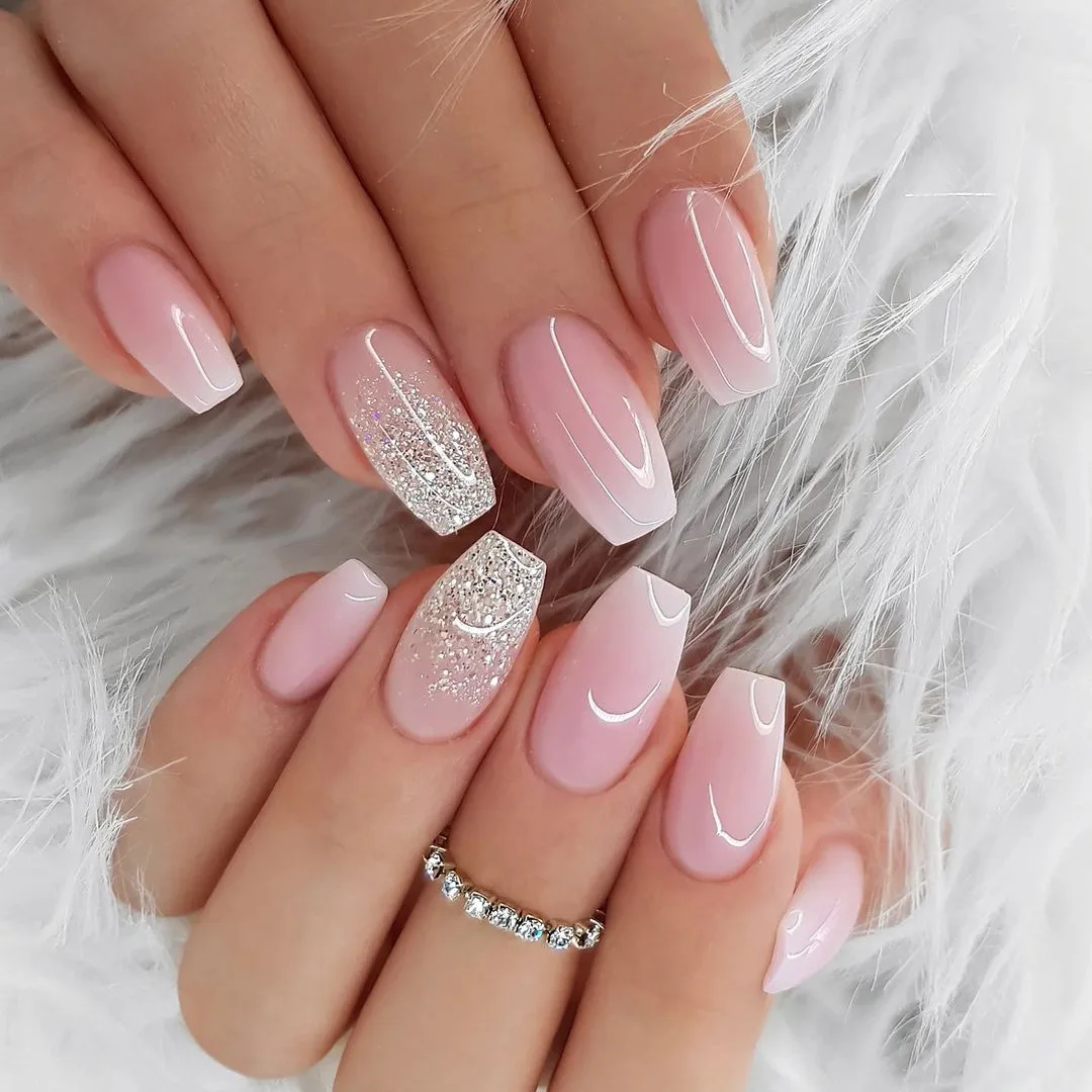 Wearable pink and white gradient glitter ins-style nail art products wholesale press on nail