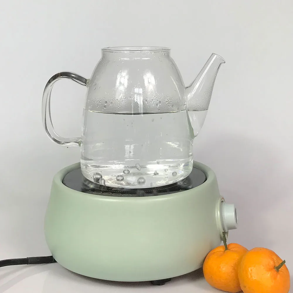 Chinese manufacturer designs cost-effective gas stove using glass water teapot