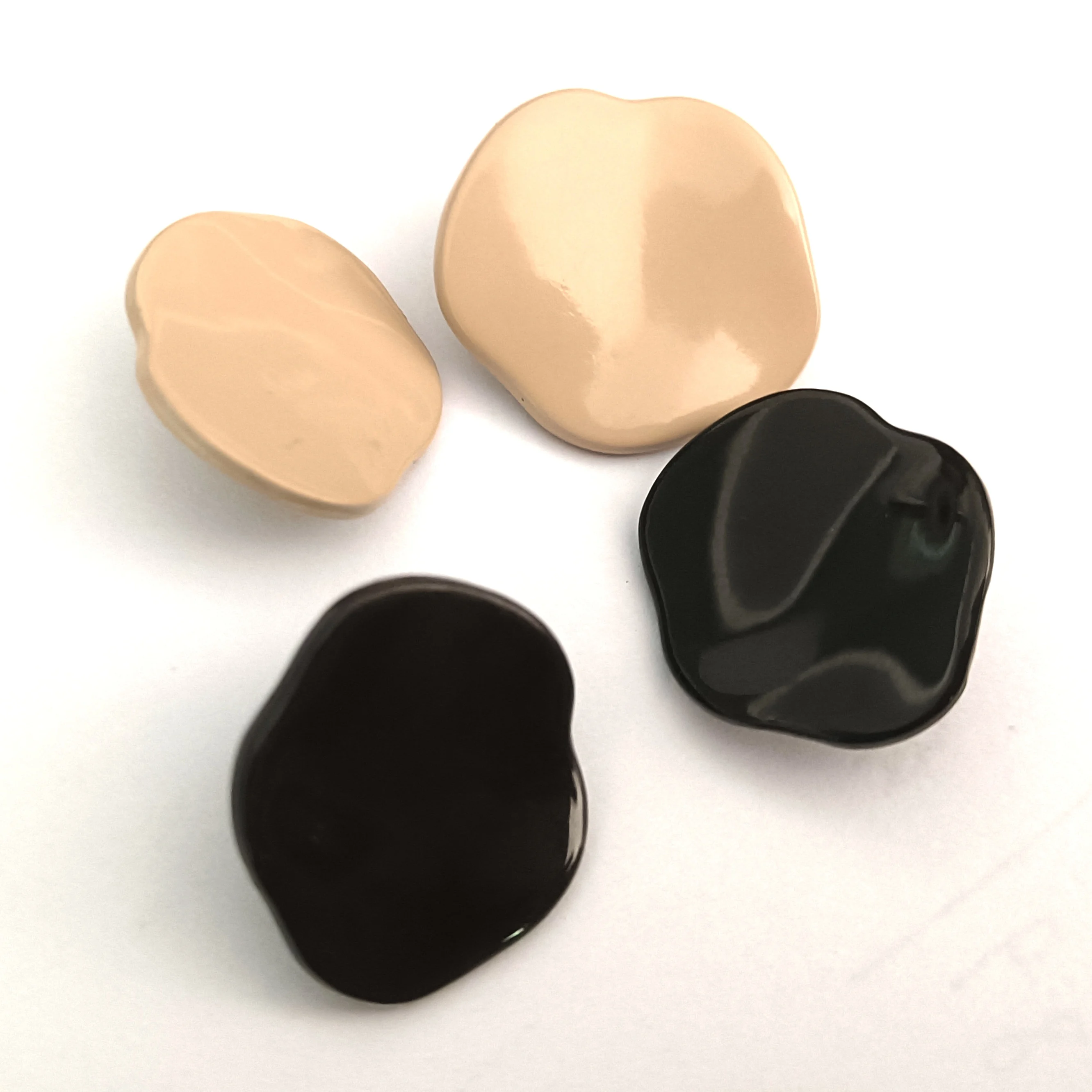 Factory Custom  Exopy Coat Shirt Metal Sewing Button  Hand stitched button For Garment