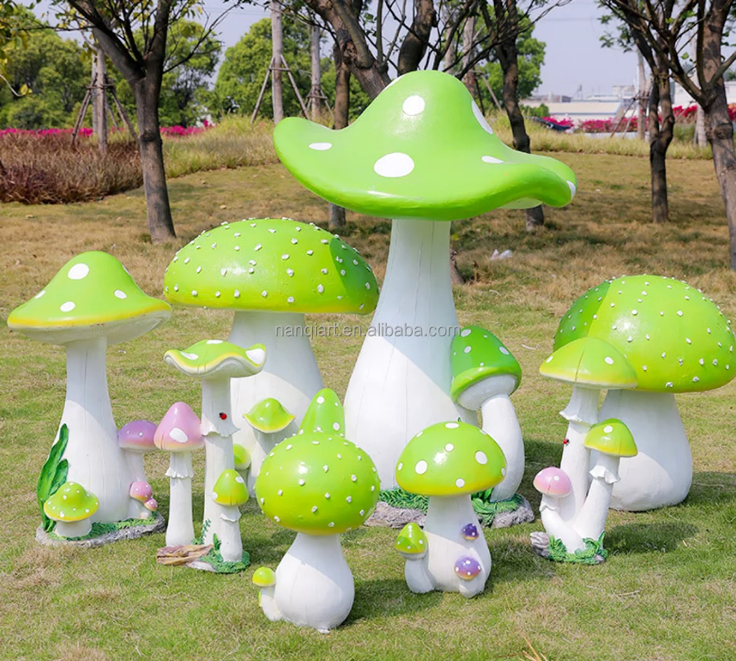 Customized Hand Made High Quality Resin Green Mushroom Statues Artificial Realistic Life Size Garden Mushroom Model For Outdoor