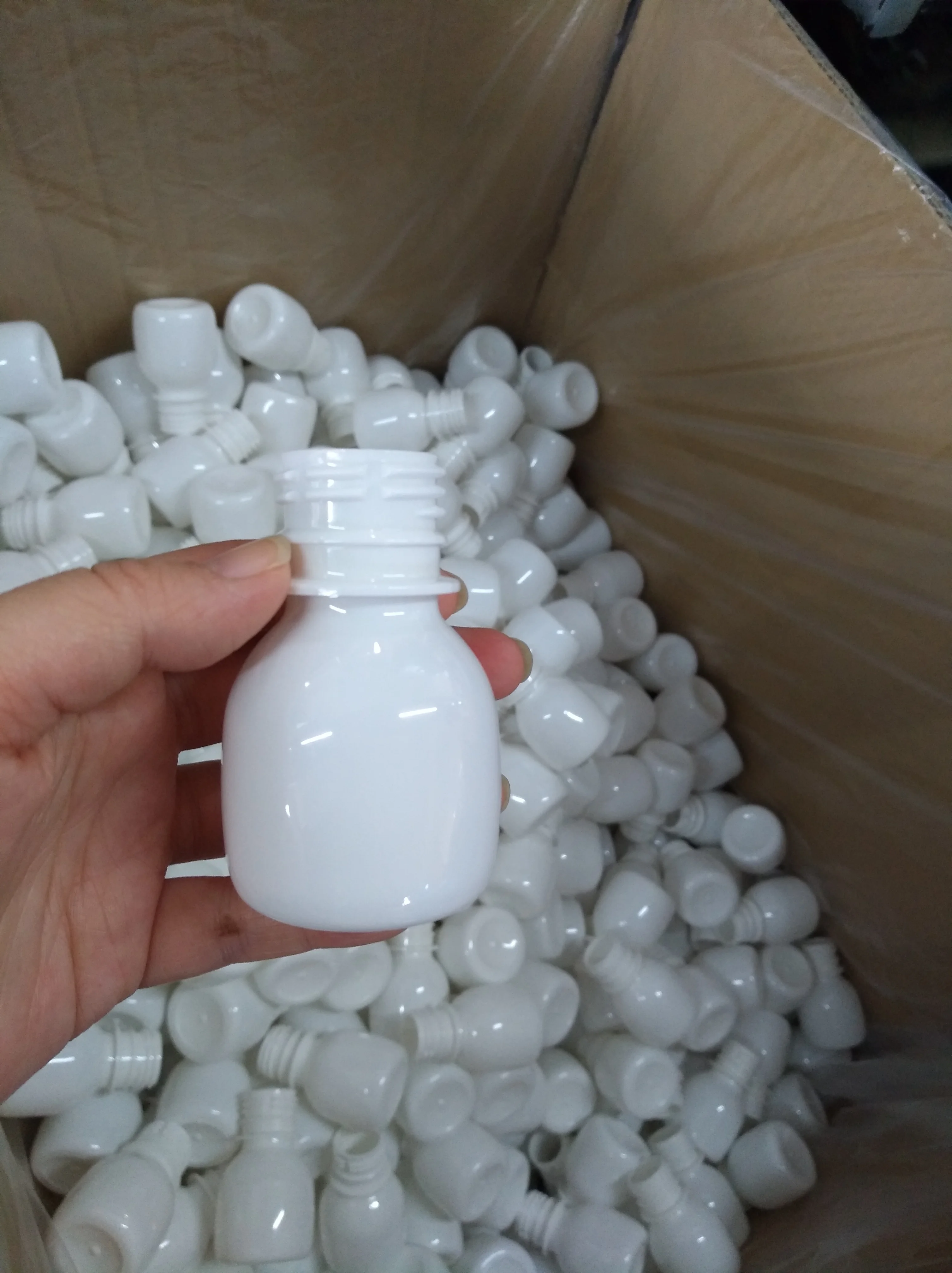 2 oz 60 ml Eco friendly Recyclable Juice Energy Shot Mini Pet Ginger Bottle Energy Cold Pressed Booster Shot Bottle