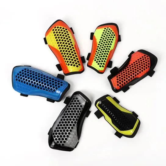 FSPG Lightweight And Breathable Adults Calf Protective Gear Shin Pads Soccer Equipment Body Safetys Shin Guard
