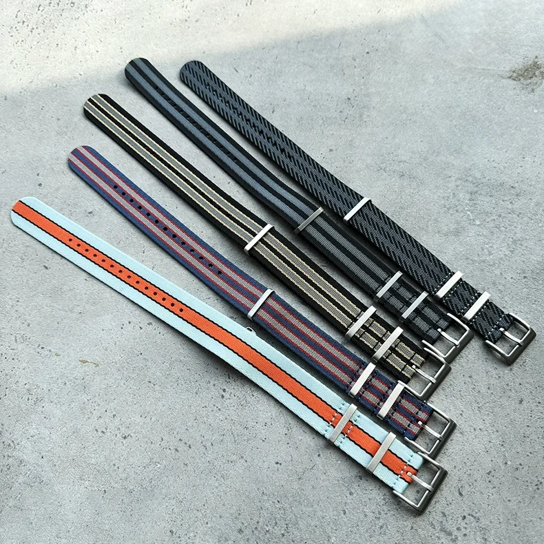 Custom Fabric watch strap 20mm 22mm Twill seatbelt nylon Bracelet Heavy duty Ballistic One Piece Watch Strap