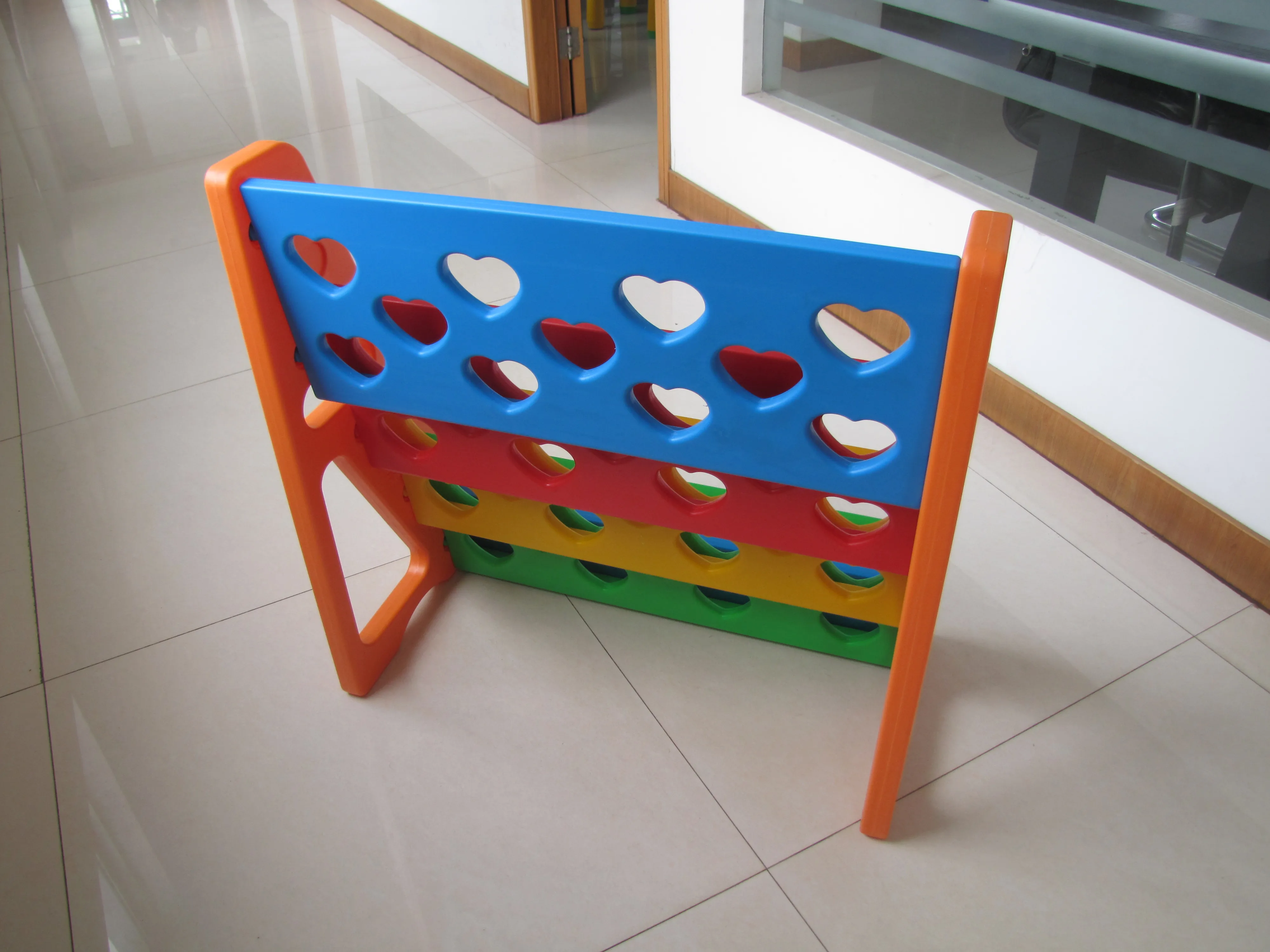 Новый дизайн, Современная портативная пластиковая детская книжная полка