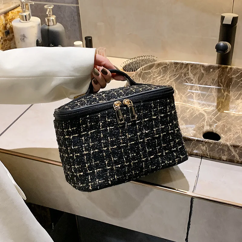 Корейская маленькая сумочка для макияжа для женщин, портативная вместительная однотонная женская косметичка в форме цилиндра, для дома и путешествий, изысканный макияж