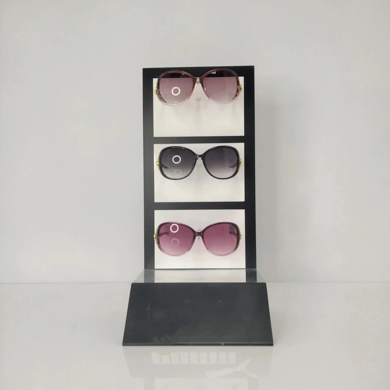 Custom Logo Wood and  Acrylic Fashion Eyewear Display Rack Customized Design Eyeglasses Display Stand