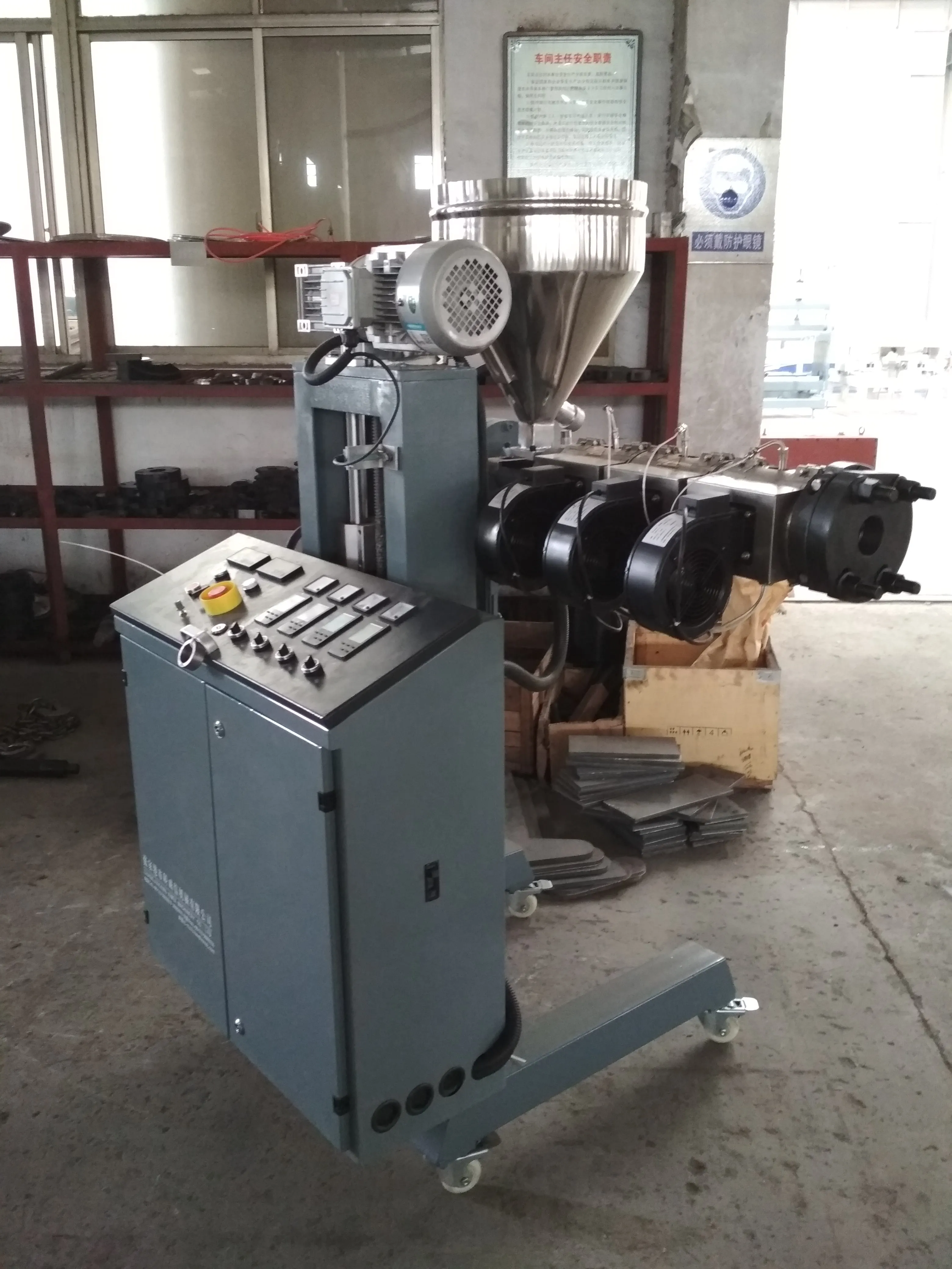 Single screw small extrude single screw SJ65 pelleting extruder machine production line price
