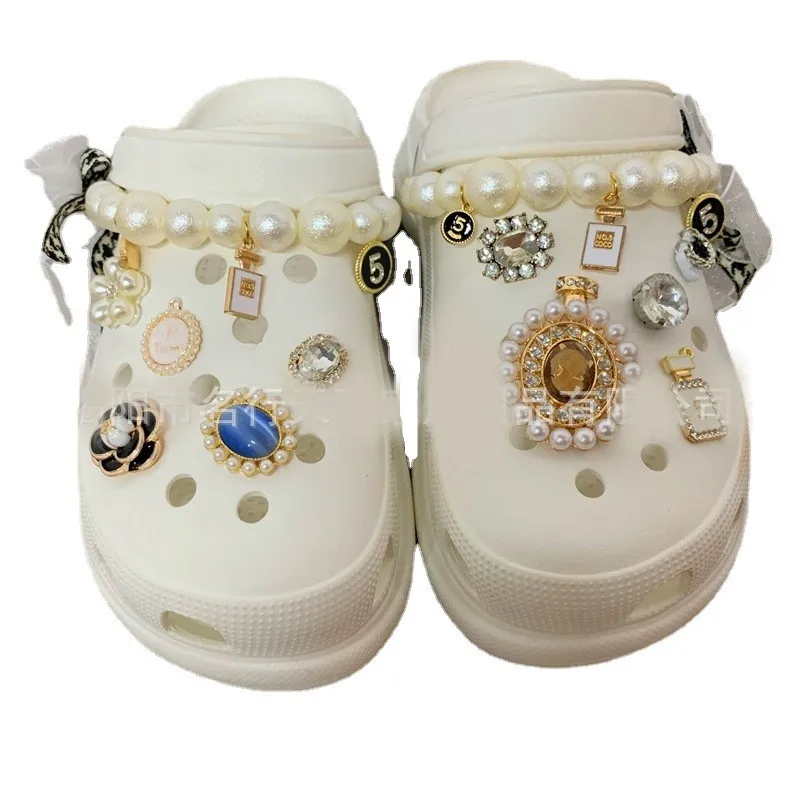 Shangzhou OEM Mulheres chinelos Pearl Fashion Thick Bottom Antislip Ladies Slippers 2021