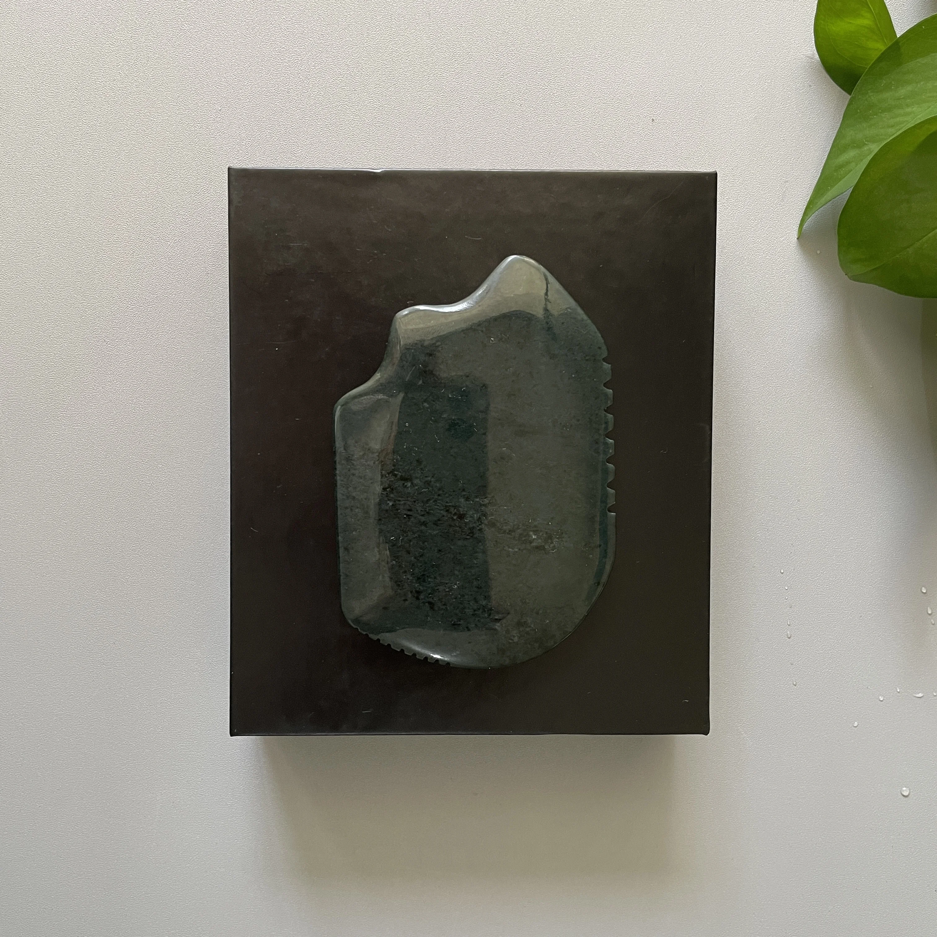 Dark Green Nephrite Jade Gua Sha Stone large nephrite jade Guasha tool Neck Massager For Shoulder Arm Leg Health Care