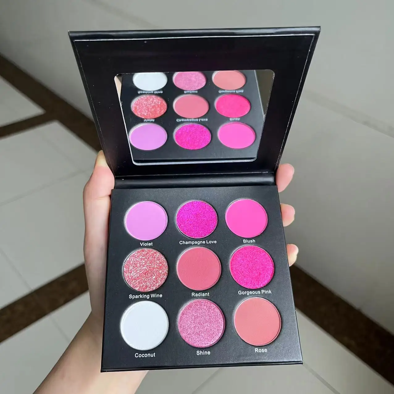 Newest create your own brand eyeshadow palette private label custom makeup palletes