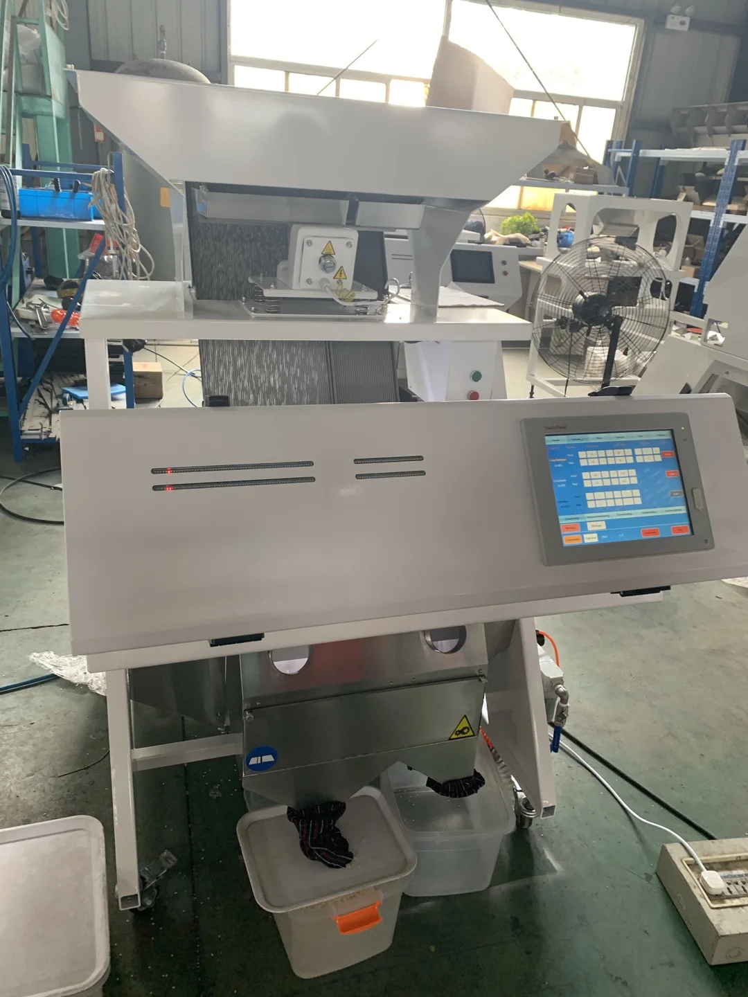 96 Channels Jasmine Color Rice Sorter Optical/Longbow Rice Remote Control Separating Machines China Factory