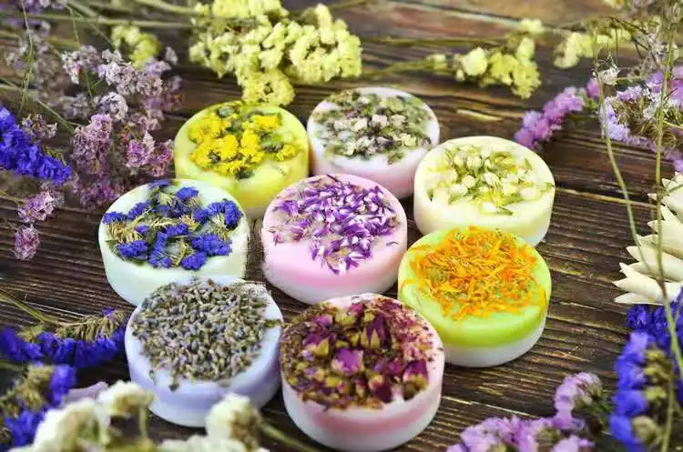 Creative essential oil rose handmade soap wholesale processing oil control in addition to wash soap oem skin care flowers