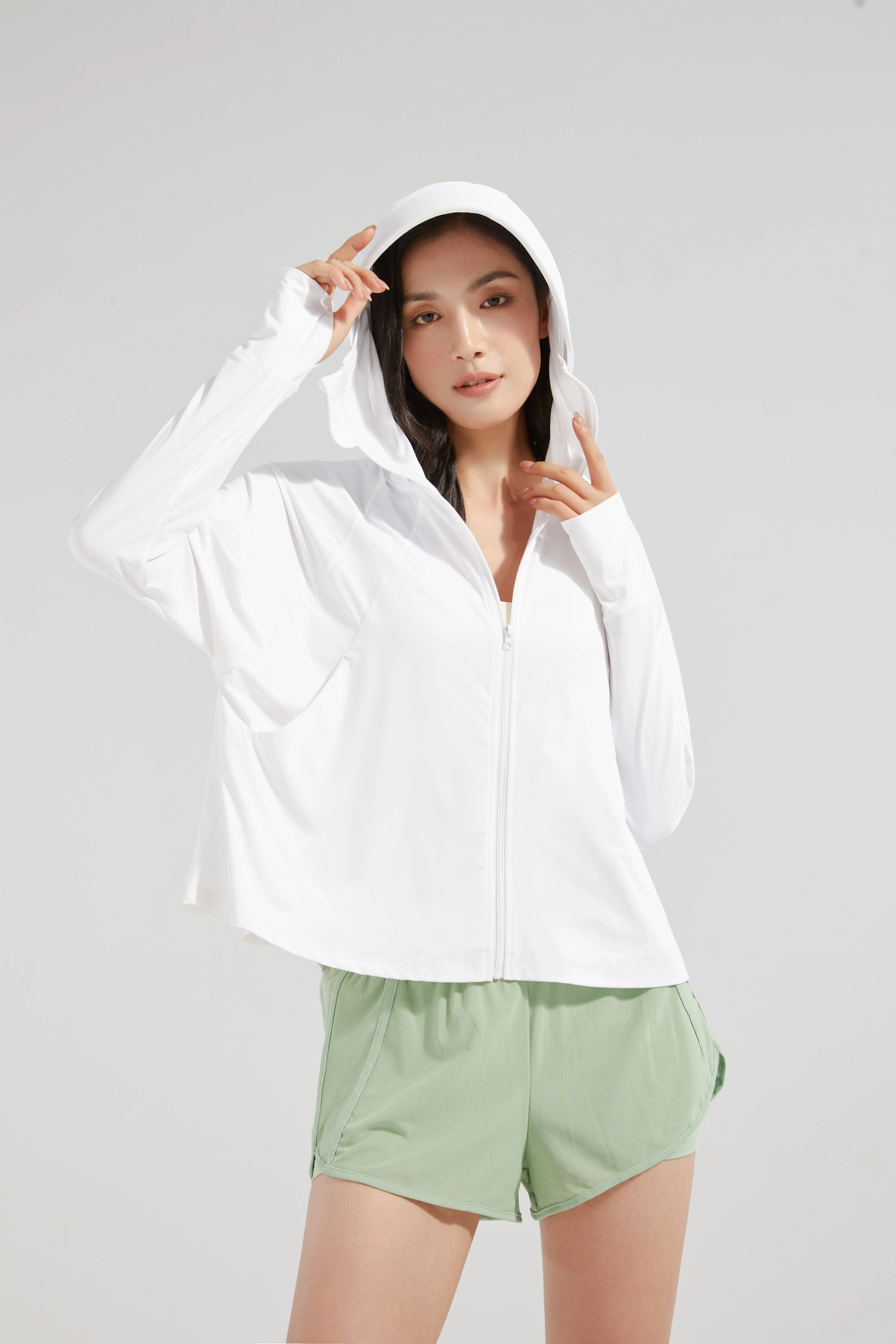 Summer sunscreen clothing UPF50+ Ice Silk Sun Protection Sportswear Lightweight Outdoor Mountaineering Tour Clothing For Women