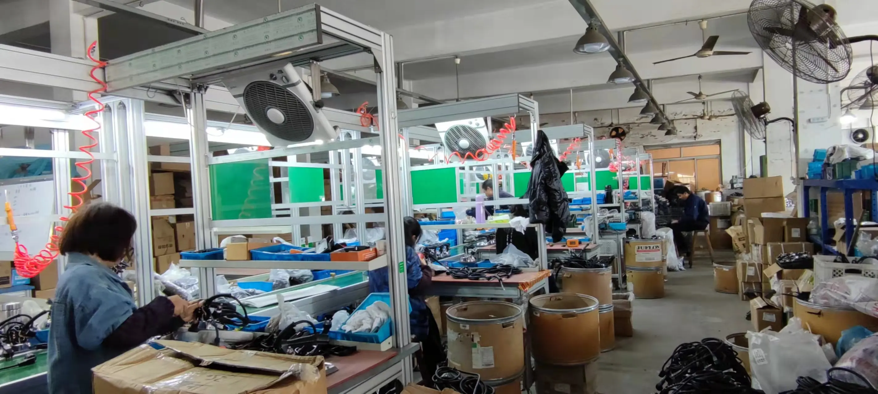 Electric steam iron for industrial use DS-B-200