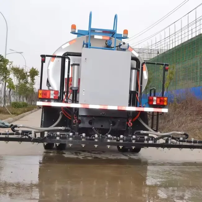 road construction machine 130 gallons 6.5 hp emulsified asphalt sprayer car