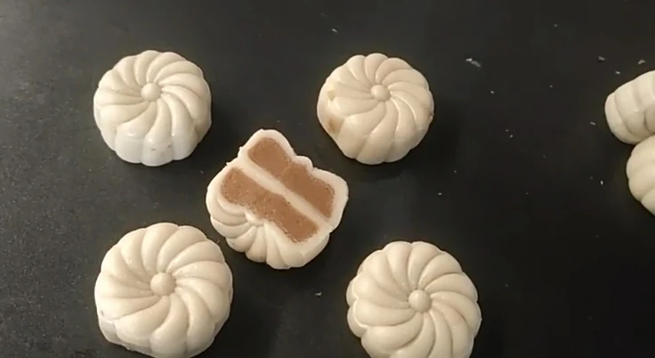 Functional commercial wholesale automatic maamoul maker mold machine production line