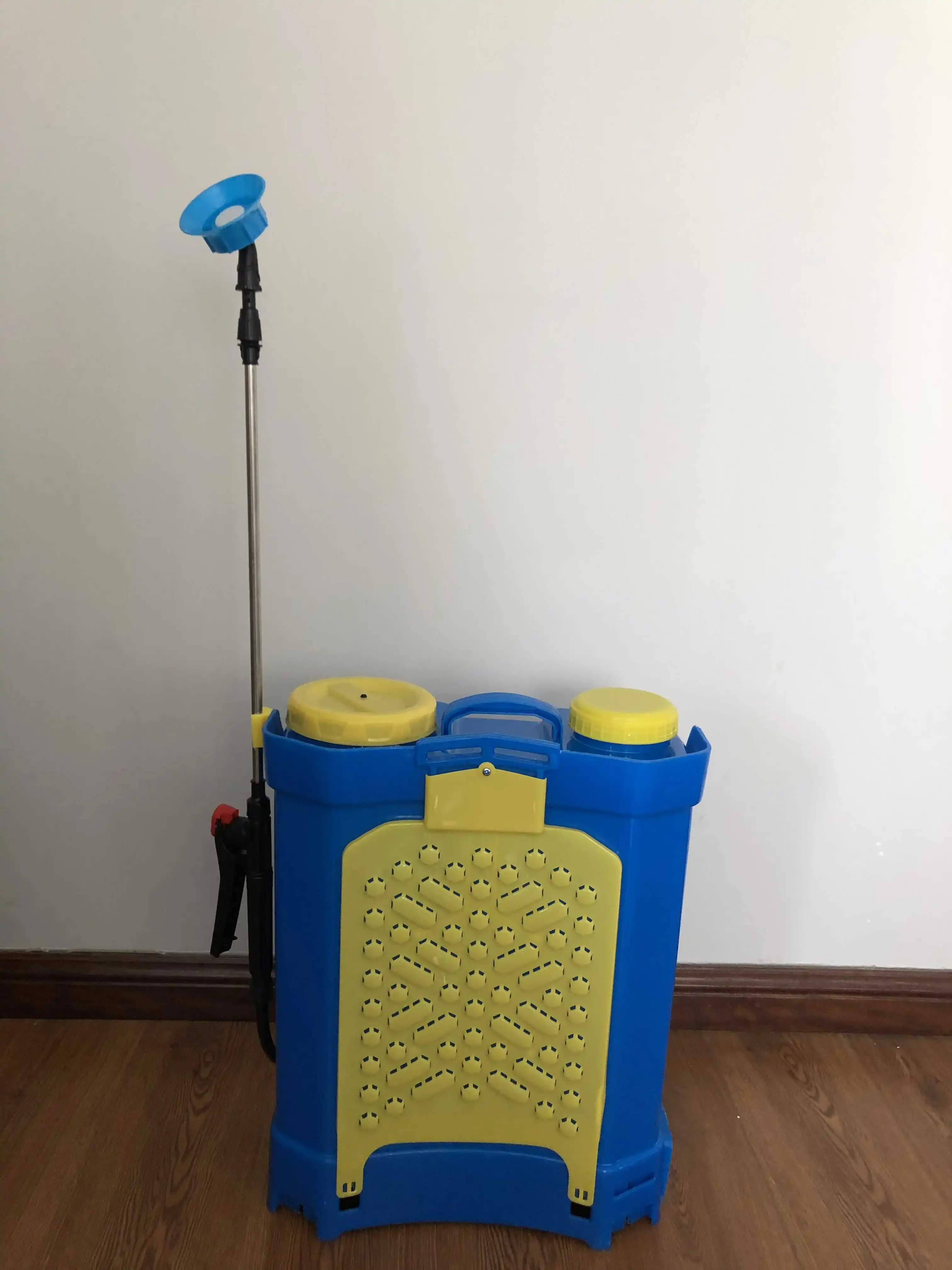 Wholesale 16L/18L/20L Agriculture Battery Sprayer For Sale Electric Sprayer Agricultural