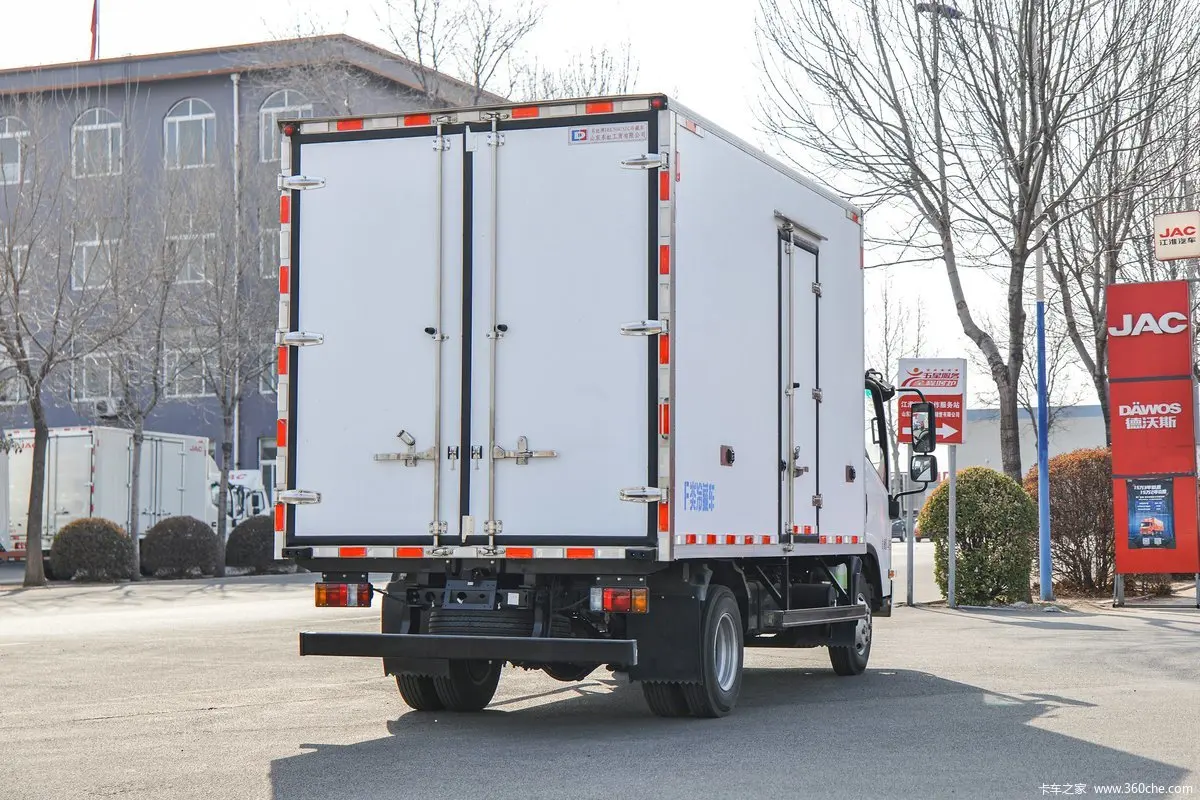 Factory Direct sale Isuzu boxs freezer trucks body wholesale dry cargo box refrigerator trucks
