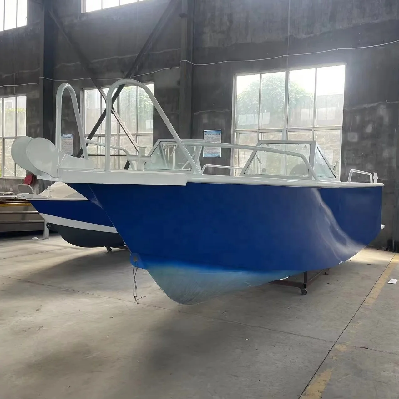 6.5M China Manufacturer Aluminum Hull Fishing top Bass Boat With Center Console For Sale