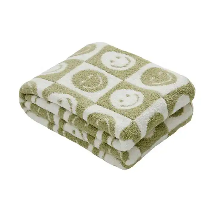 Hot-Selling super cozy popular checkered Throw 100% Polyester Blanket Smile face fluffy soft Microfiber Knitted blanket