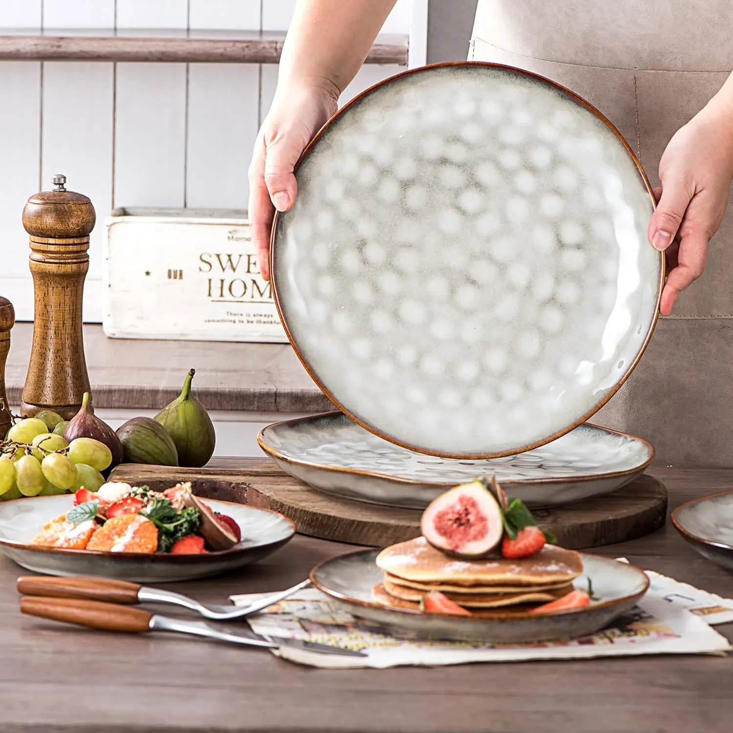 Unique reactive glaze stoneware pasta salad food serving plate dish cheap porcelain custom dinner plates for restaurant