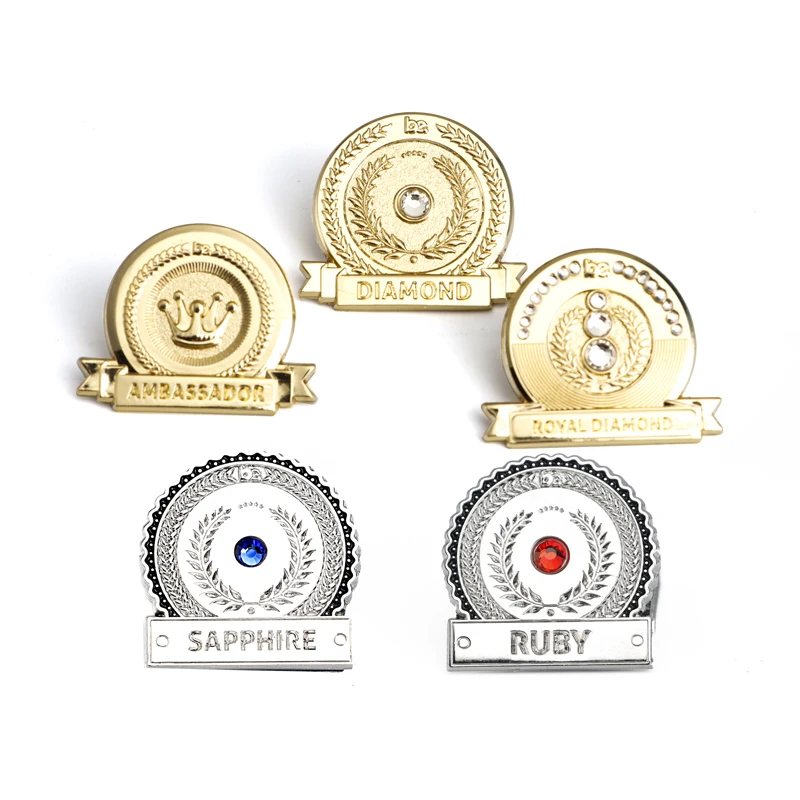 Manufacturer Custom Made Bulk Wholesale Metal Badge Lapel Pin Hard Soft Enamel Logo Custom Cartoon Anime Enamel Pin