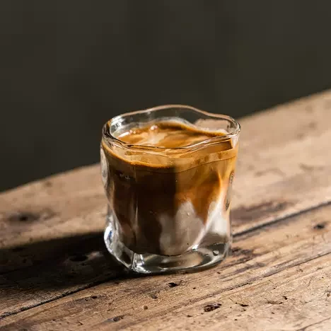 2024 New Design 200ml Creative Color Glass Tea Drinking Twist Cup Coffee Breakfast Milk glass small Irregular Twisted