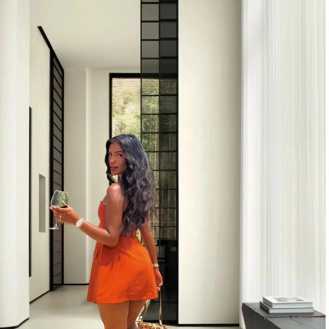 OUDINA Hotselling Summer Lady Elegant Solid Color Sleeveless Tube Top Short Dress Culb Party Dresses Women