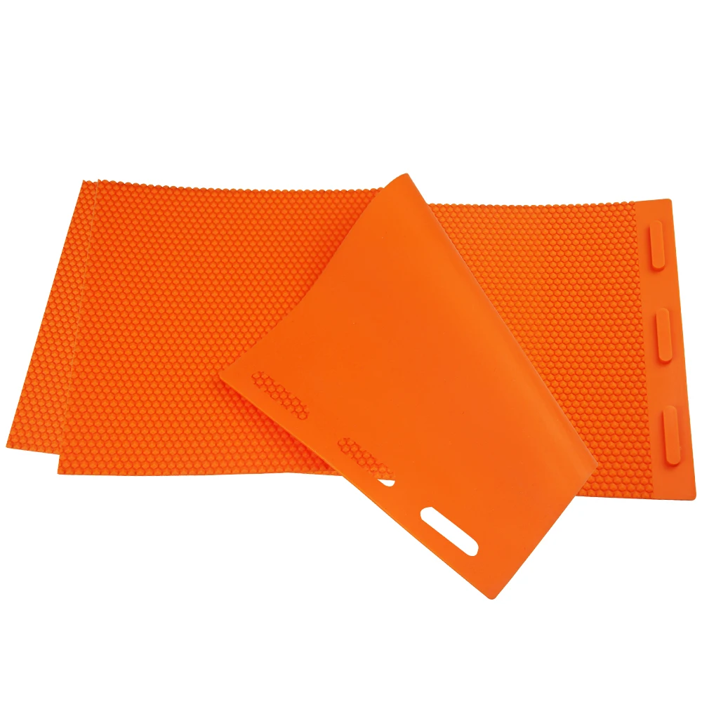 2 PCS Rubber Beeswax Press Sheet Mould Foundation Beekeeping Equipment Color Random Bee Hive Basis Press Sheet Mould Tools