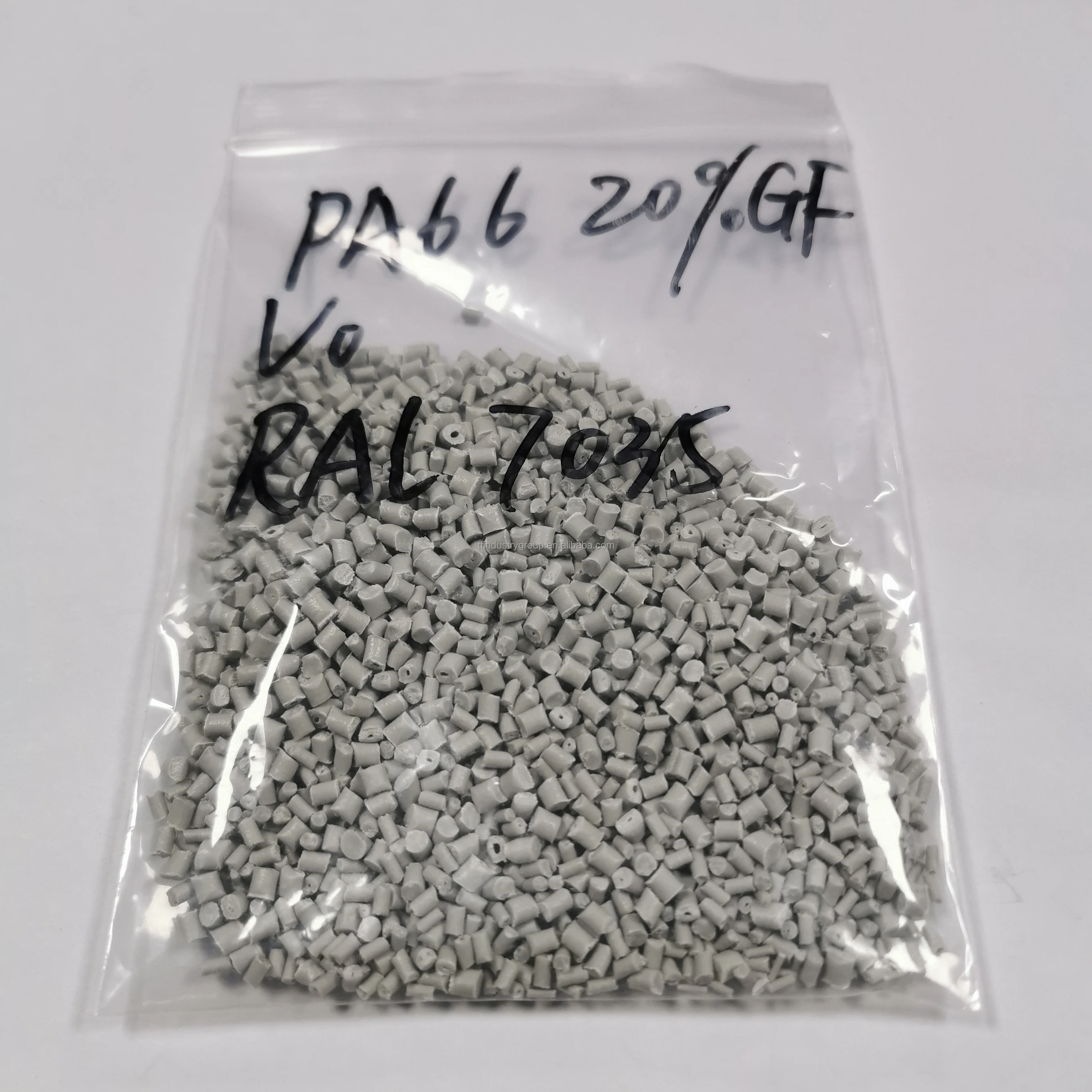 PA66+20%GF RAL7035(6)