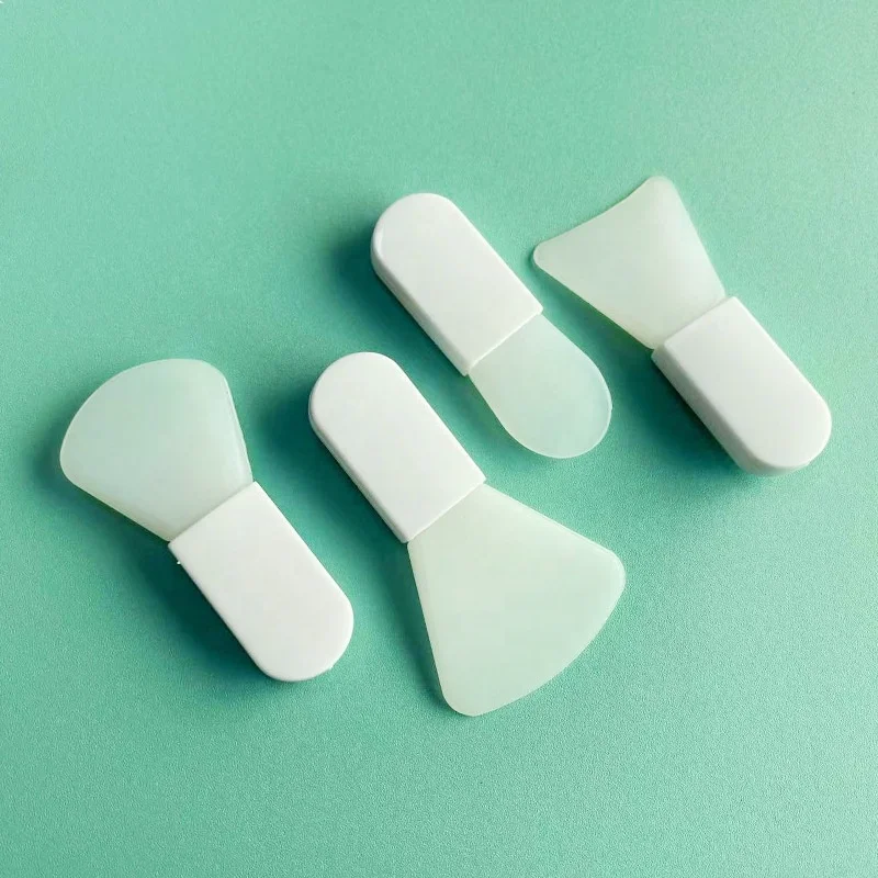 Wholesale Mini Small Face Mask Brush Silicone Short Handle Clay Mask Body Lotion Makeup Spatula Silicone Brush