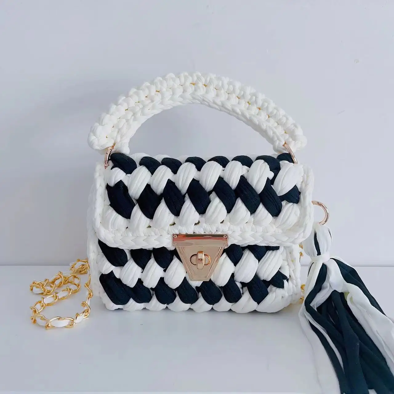 INS Hot Sale DIY Yarn Crochet Women Handbag Hand Woven Multi Color Handbags Beach Yarn Purse