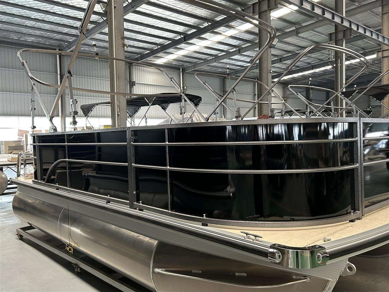 Customizable 30ft Luxury Tritoon Aluminum Cruising Family Party Pontoon Boat for Sale