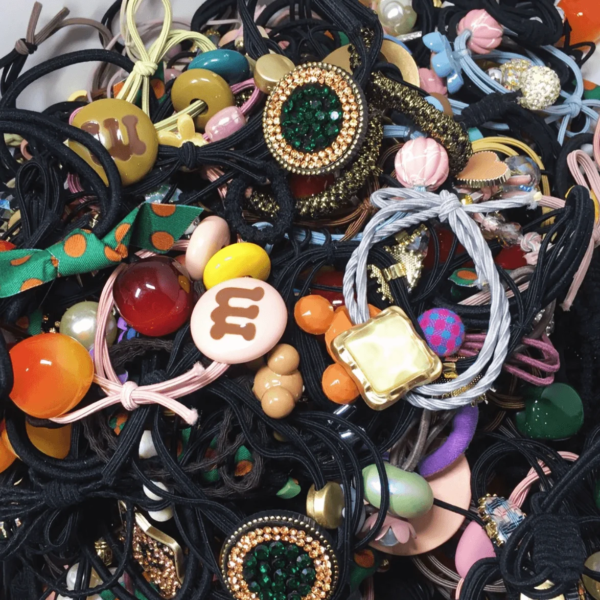 Hair Ties Sold by KG Mixed Women Trending Hair Accessories in Bulk Mixed Wholesale China Over 100pcs jewelry by the kilogram