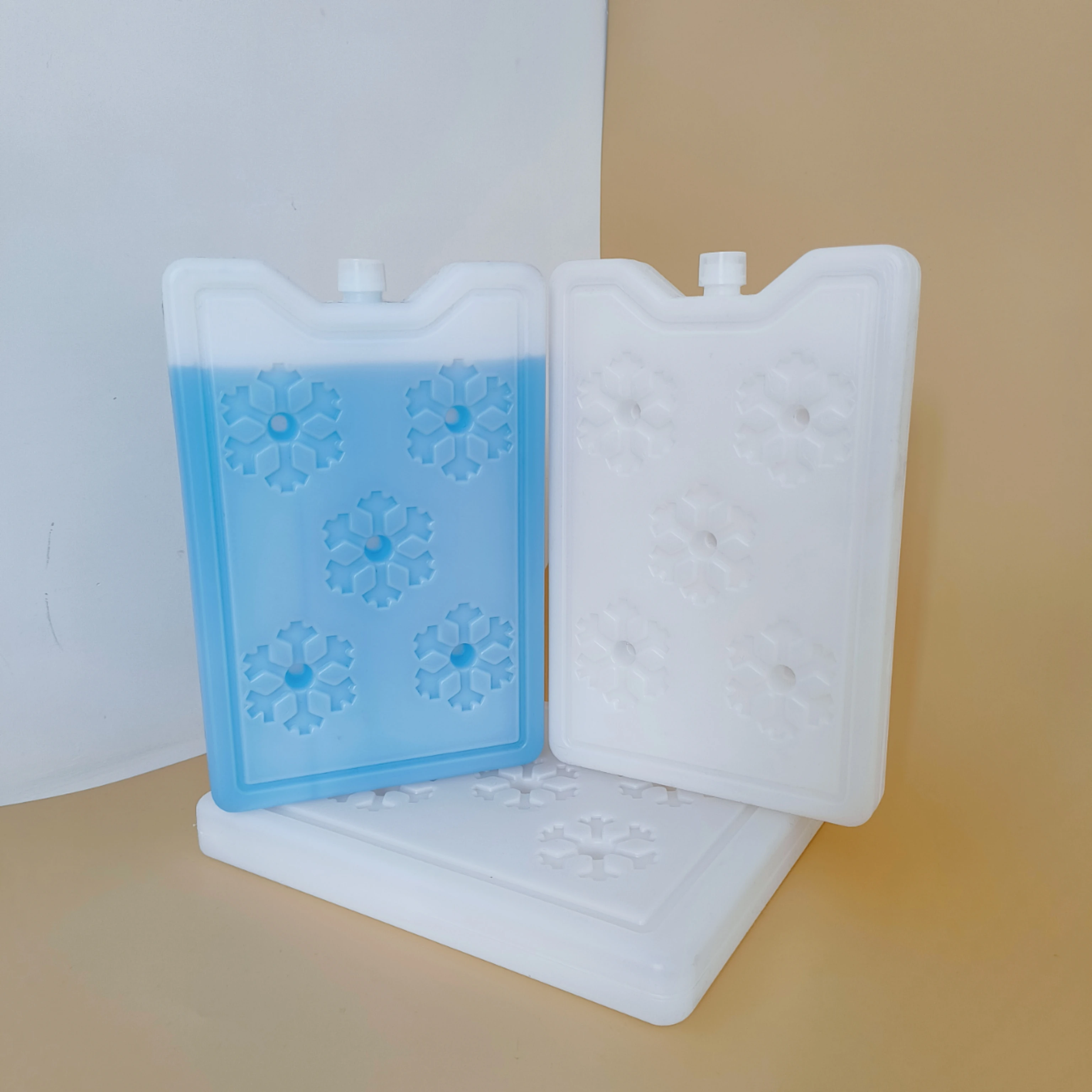 700g wholesale low price cold chain freezer ice cube ice bricks for insulated cooler and lunch box ice bricks