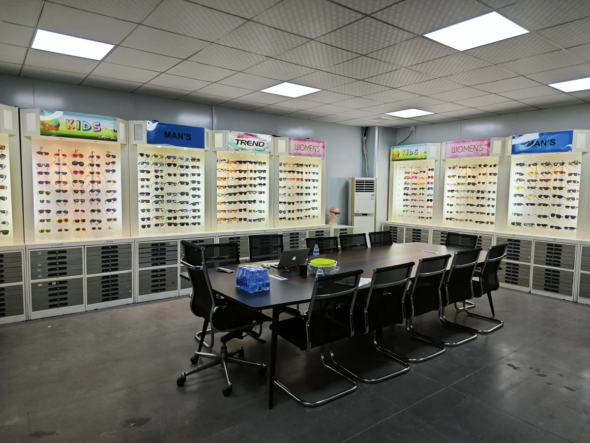 High quality ANSI & CE certificate safety sunglasses side shields