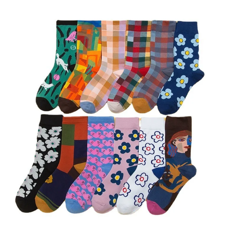 Ladies autumn and winter new cotton socks cartoon graffiti European and American characteristic socks fashion brand fashion wome