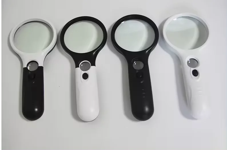 Science World Teaching 3X Handheld LED Magnifying Glass Black Light Battery Lighting Plastic Color Teaching Resource Equipment