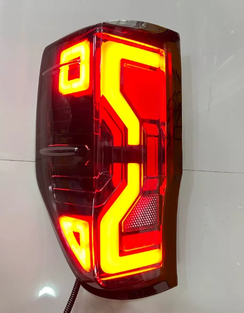 New Upgrade 4*4 Trunk LED Tailllamp  for Ford Ranger 2012+