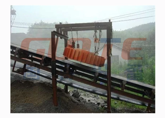 Electro magnet iron separator for conveyor belts