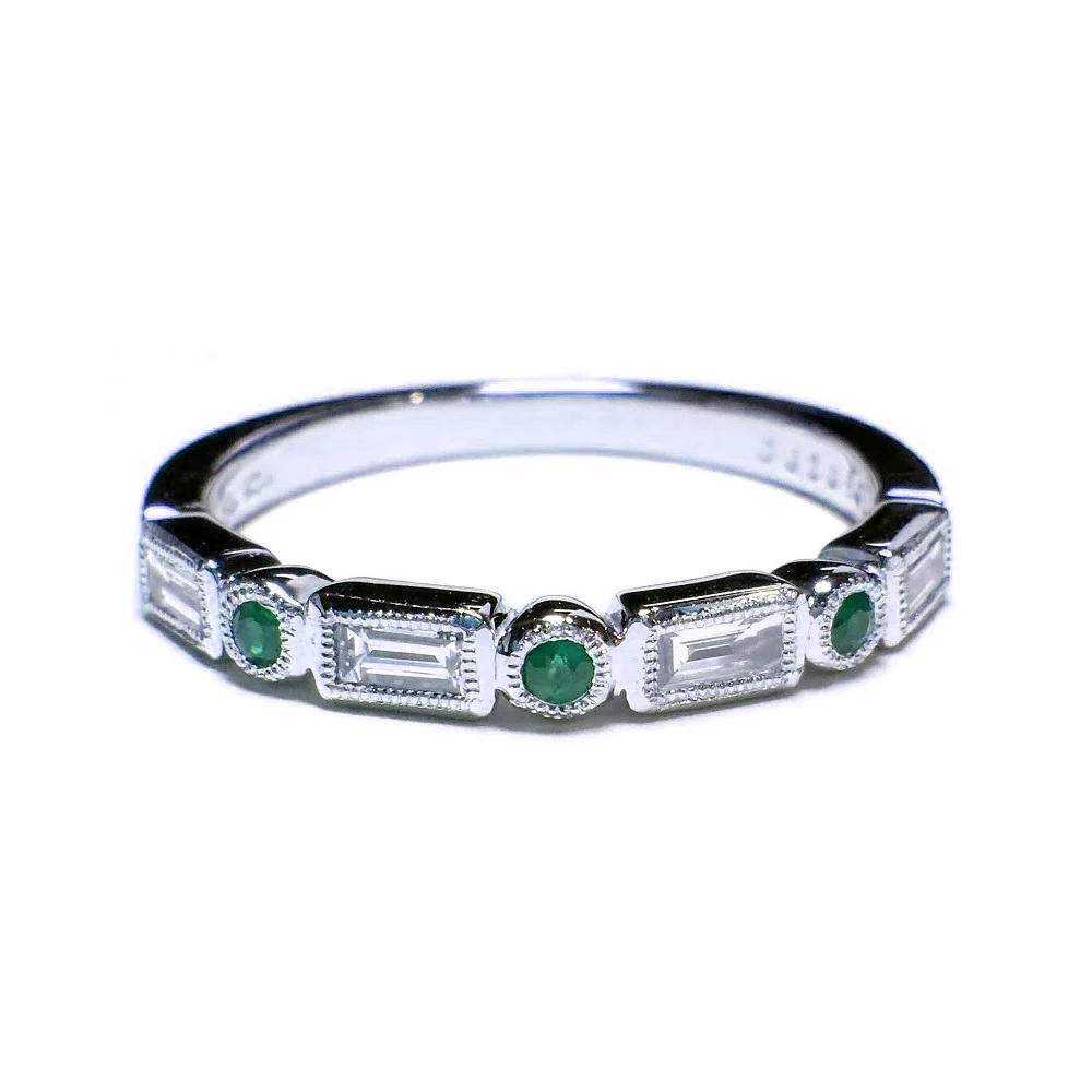 Direct China Factory 18k White Gold 100% Natural Baguette Diamond Fine Jewelry Round Emerald Band Rings For Female