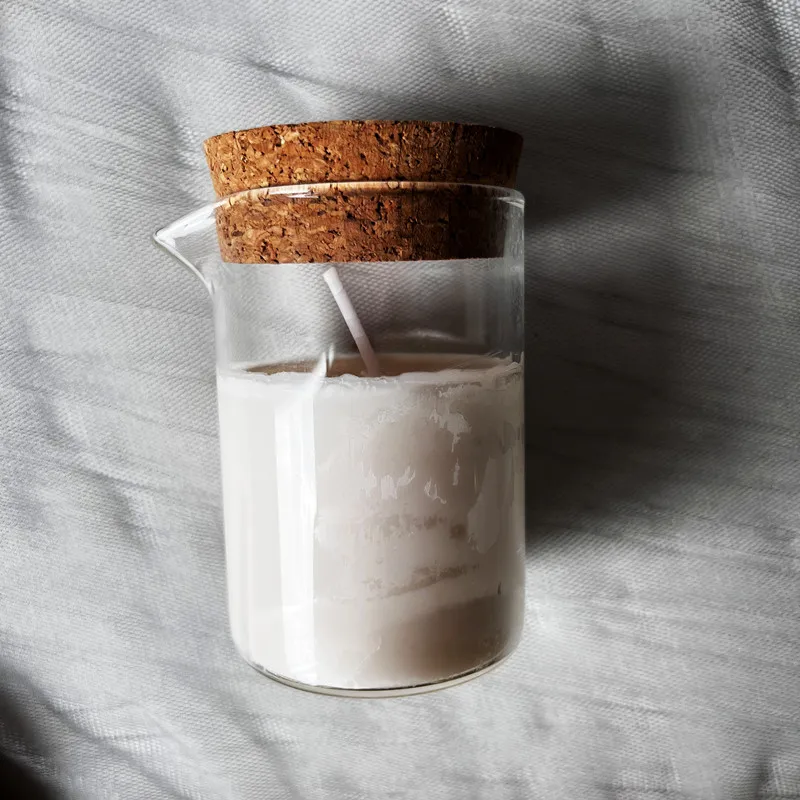 Empty  clear cork or bamboo lid borosilicate glass container jar with spout for handmade body massage Soy Wax candle making